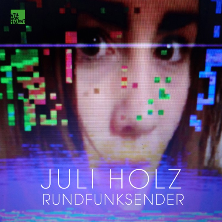 Juli Holz — Rundfunksender