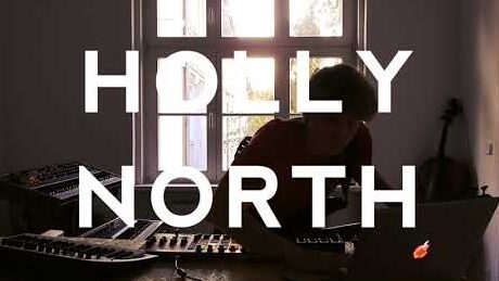 Holly North – Improvised Live Session